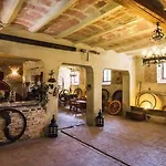 Pieve Del Castello Agroturismo *